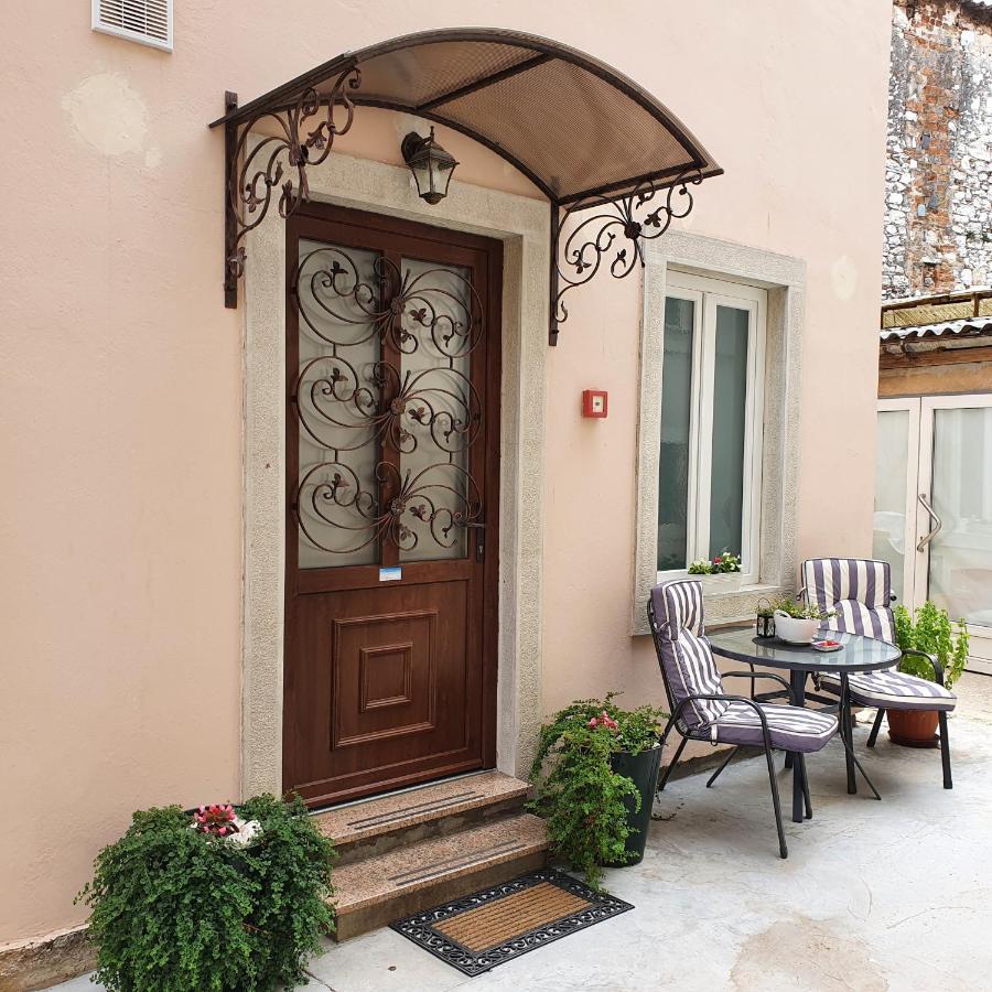 Apartments Paris Umag Exterior foto