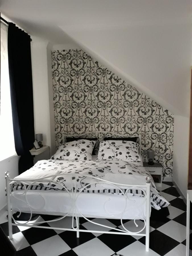 Apartments Paris Umag Exterior foto